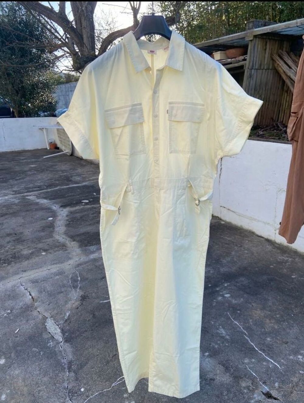 Combinaison-Salopette d'&eacute;t&eacute; LEVI'S wide-leg, Etat Neuf, 100% coton, Ultra-l&eacute;g&egrave;re, Taille L Vêtements