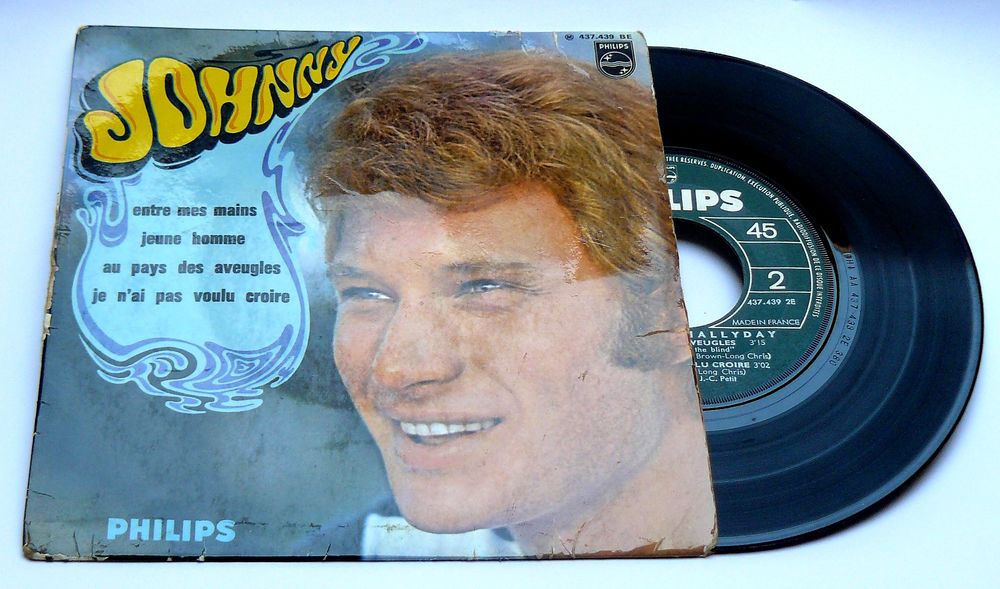 45T Johnny HALLYDAY : Entre mes mains - Jeune homme +2 CD et vinyles