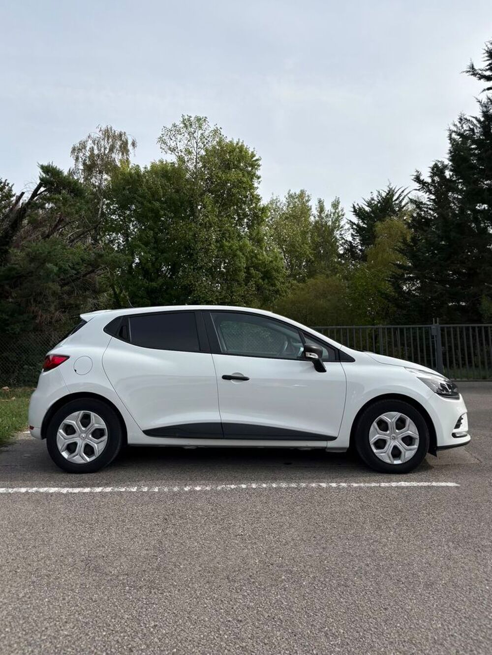 Clio IV Clio dCi 75 E6C Business 2018 occasion 01700 Saint-Maurice-de-Beynost