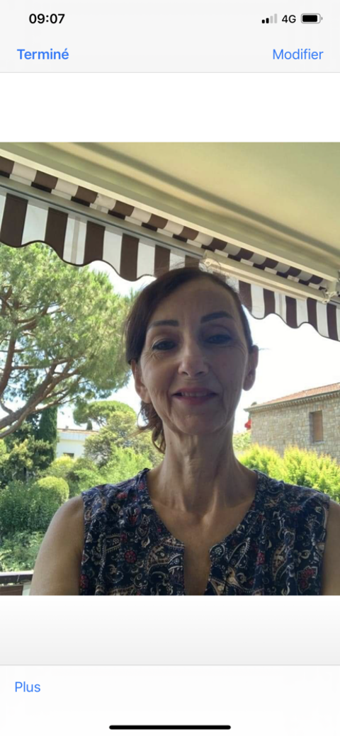 Femme habitant cannes , aide soignante, auxiliaire de vie. 0 06400 Cannes