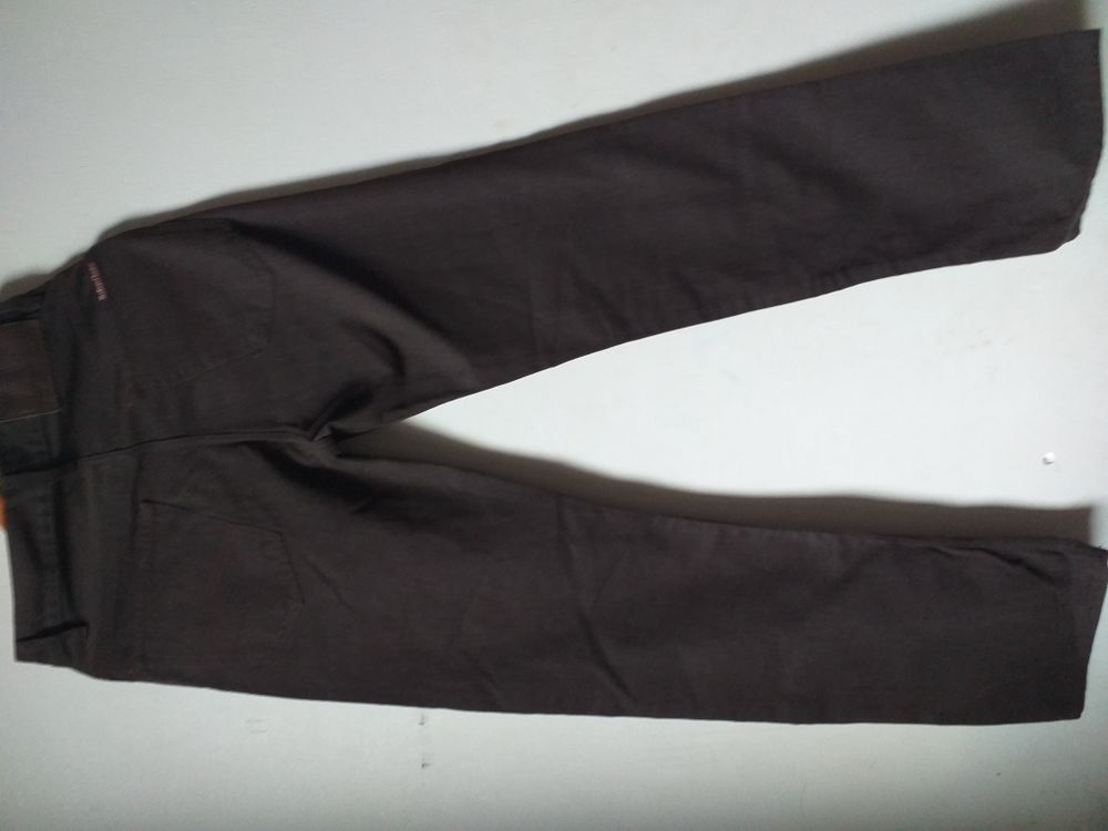 Pantalon Homme. Vêtements