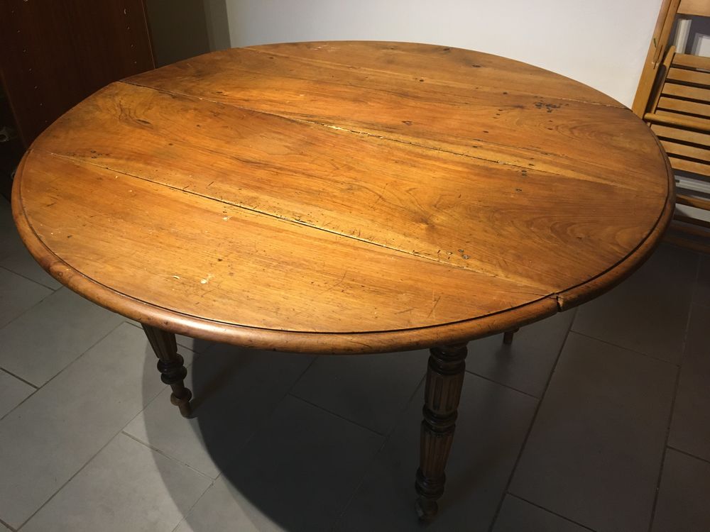 Table ronde Louis Philippe Meubles