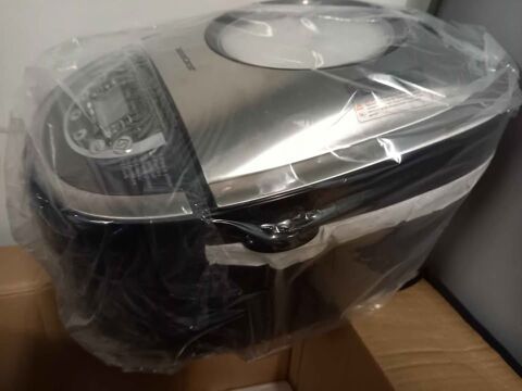 Machine  pain silvercrest 850 W neuf dans don emballage 40 Morhange (57)