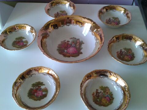 Coupe et coupelles neuves porcelaine BAVARIA d�cor or 24 K 60 Dijon (21)