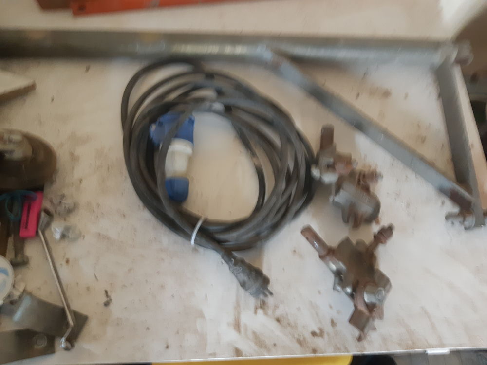 treuil &eacute;lectrique 220 volt Bricolage