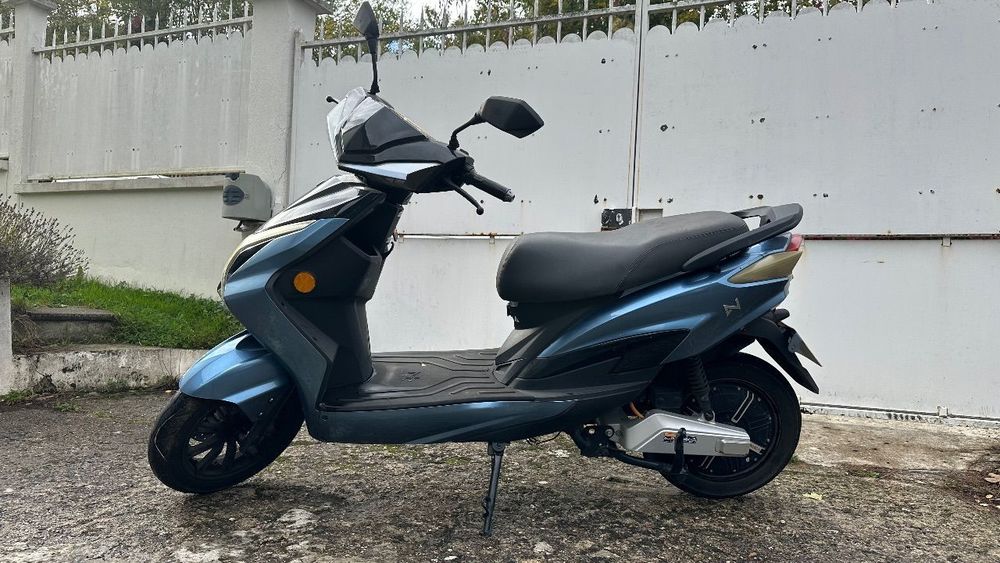 DIVERS 2022 occasion 92500 Rueil-Malmaison