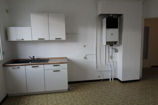  Appartement à louer 3 pièces 80 m²
