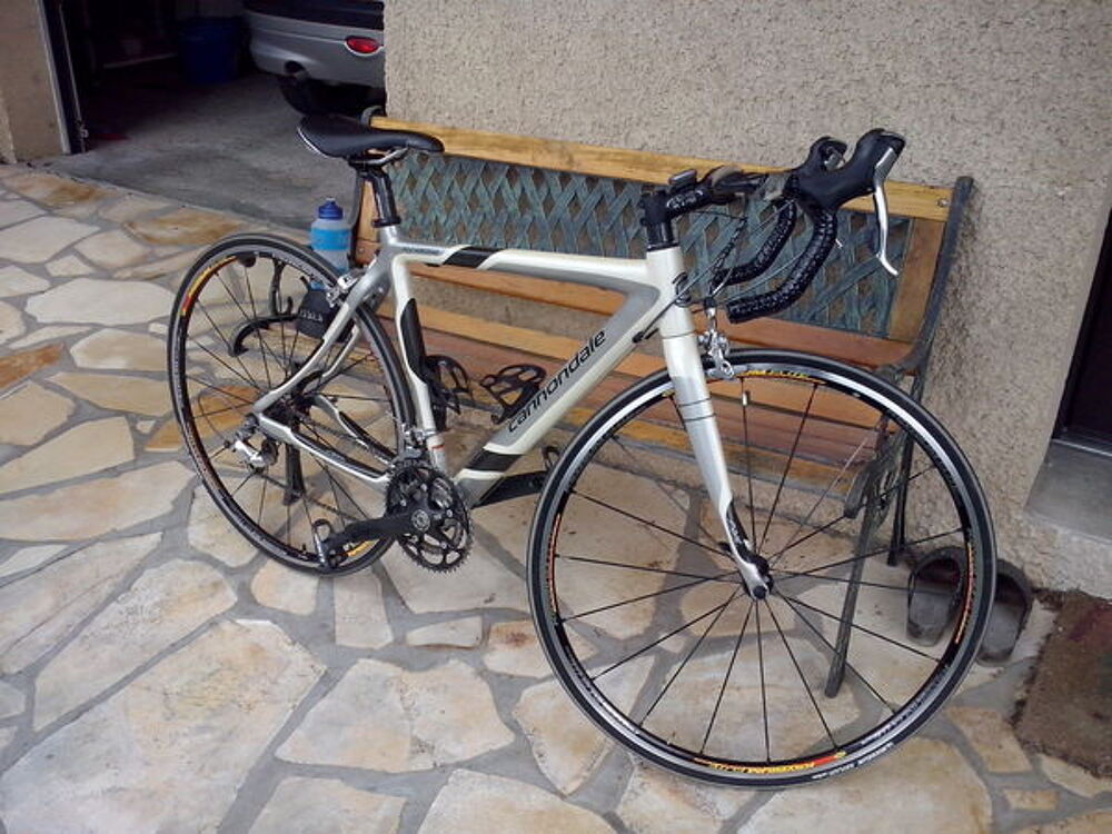 V&eacute;lo course CANONDALE Vélos
