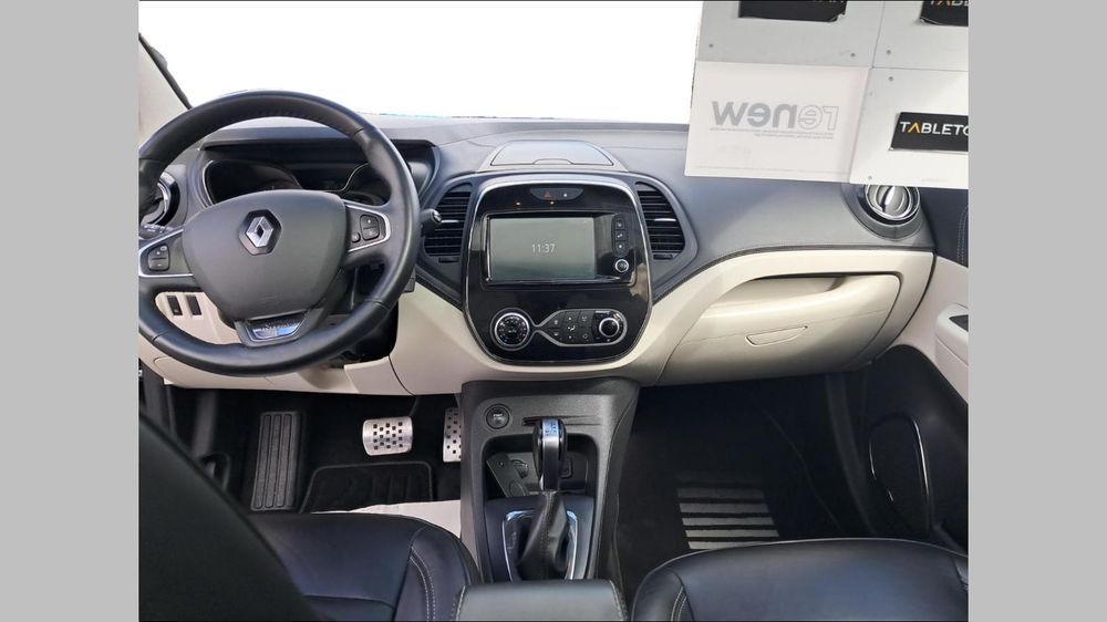 Captur TCe 150 FAP EDC Initiale Paris 2019 occasion 91310 Montlh&eacute;ry