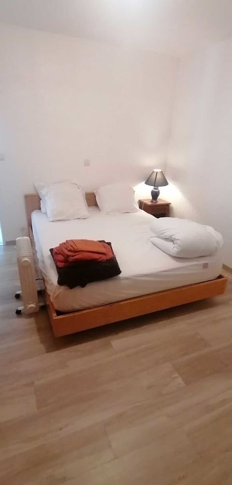  Chambre � louer 3 pi�ces 40 m� Saint-corneille