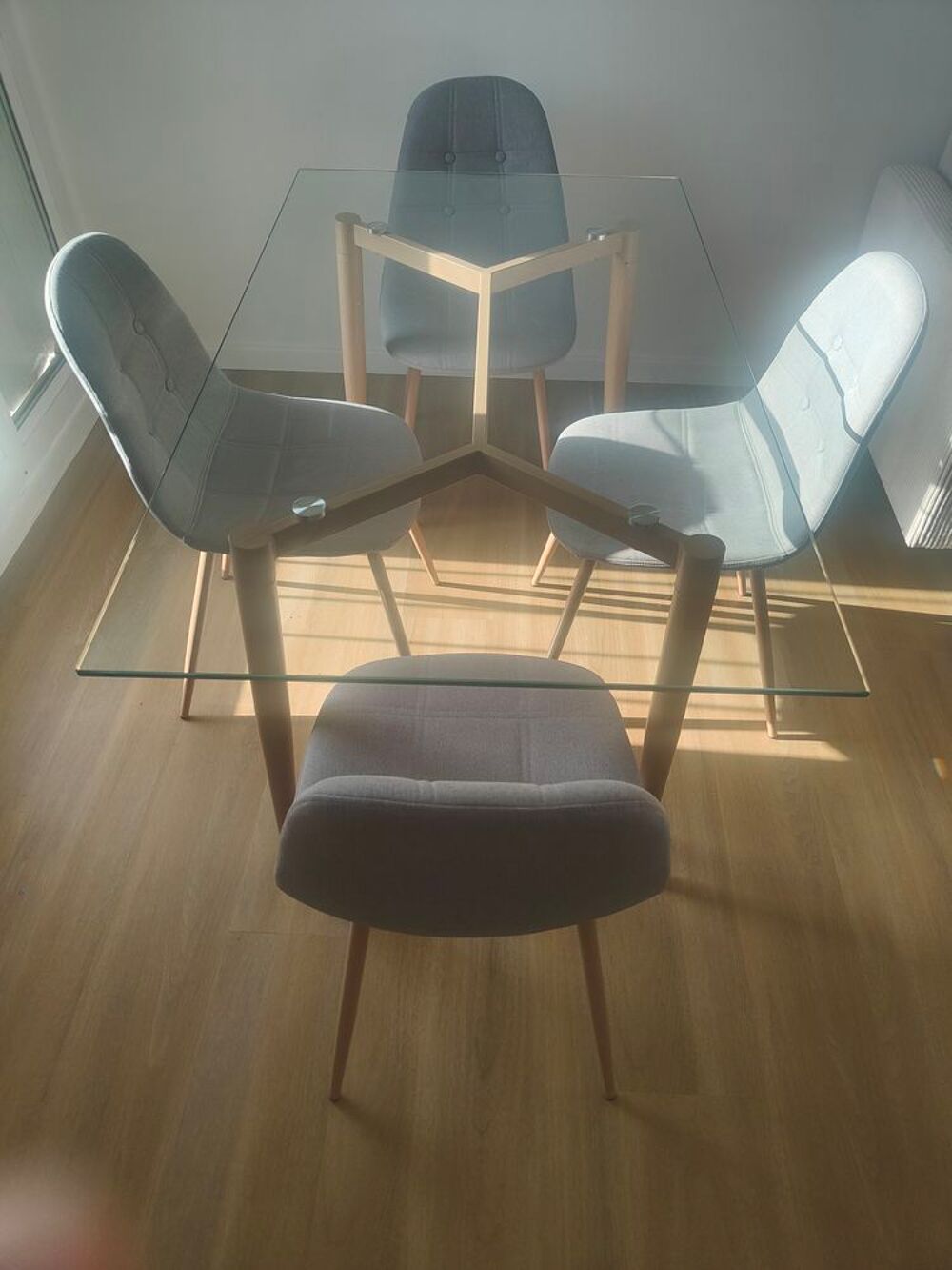Ensemble table et chaises Meubles