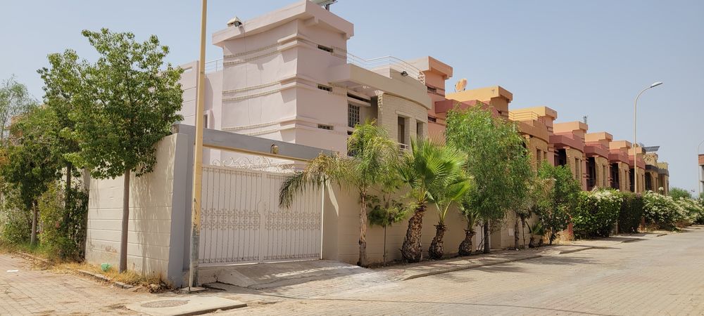Vente Villa Villa Moderne à Tamansourt Marrakech 355 M2 prix négociable Marrakech tamansourt (Maroc)