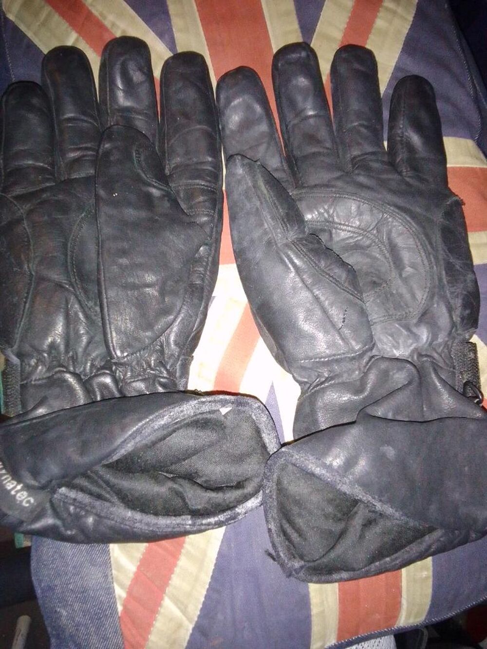 Gants cuir v&eacute;ritable thinsulate thermal taille M-L tr&egrave;s bon Maroquinerie