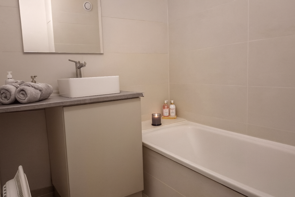 Location Appartement Studio meublé 30 m² avec verrière ? Clinique Les Fontaines ? Melun
