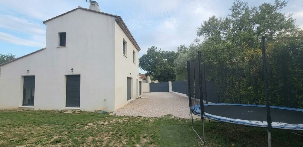 Vente Maison Maison dans quartier calme Rocbaron