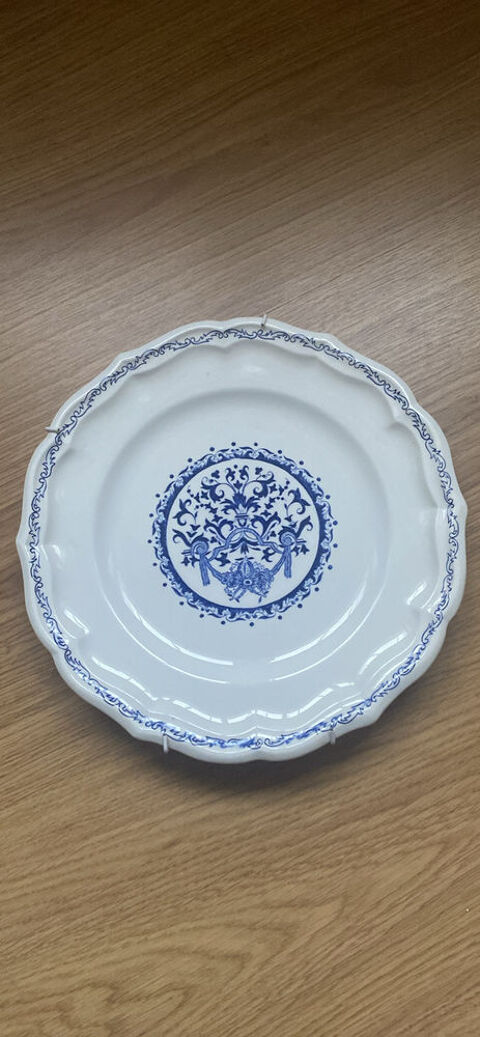 Assiette en gien d�corative 18 Pithiviers (45)