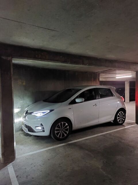  Parking / Garage � louer 10 m�