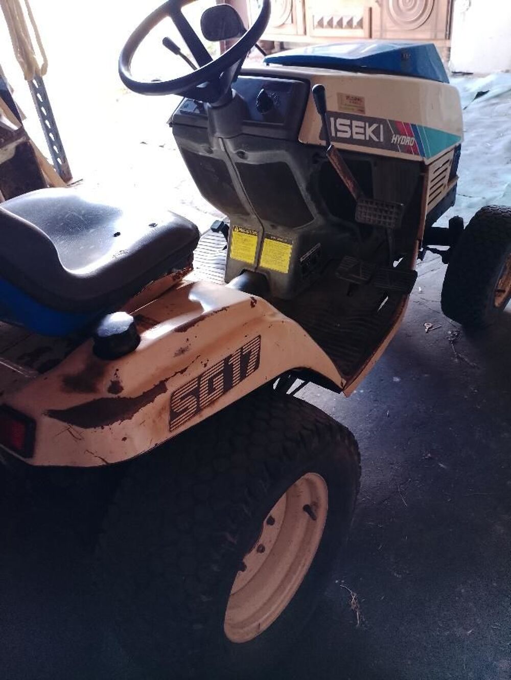 iseki diesel sg 17 complet ou en pi&egrave;ces d&eacute;tach&eacute; Jardin