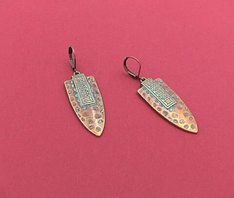 Boucles d'oreilles ethniques, rustiques, métal cuivré patiné 5 Viroflay (78)