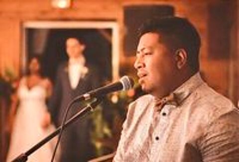   Chanteur-pianiste de Gospel 