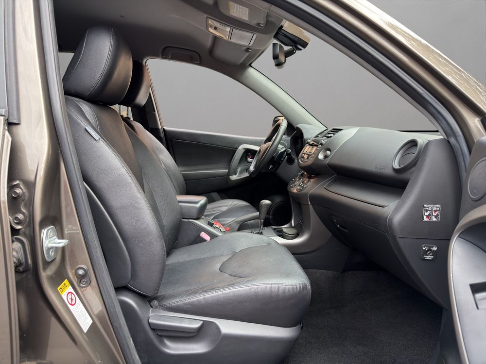 RAV 4 RAV4 150 D-CAT 4WD Clean Power A 2009 occasion 93390 Clichy-sous-Bois