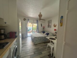  Appartement à vendre 1 pièce 24 m² Sainte-maxime