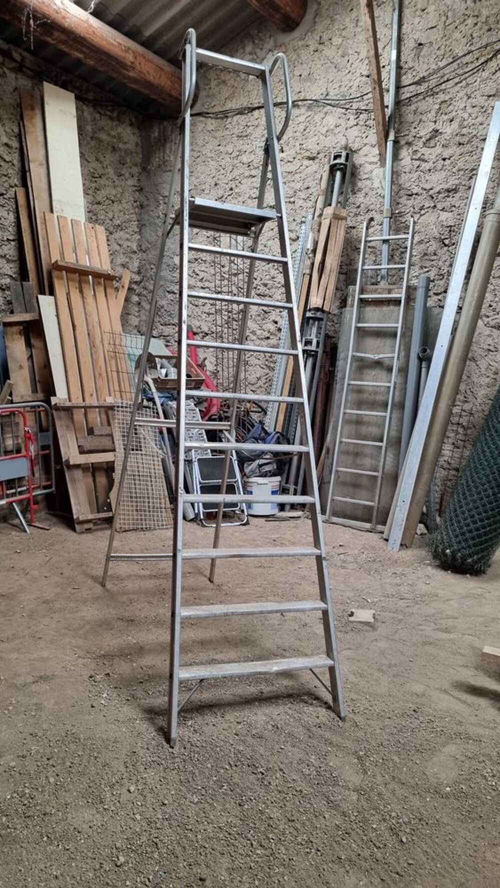 escabeau professionnel 10 marches marque Hymer Bricolage
