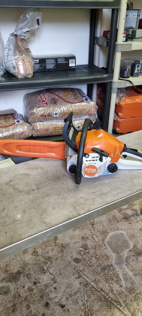 Tron�onneuse stihl ms 162 CBE 170 Meaux (77)
