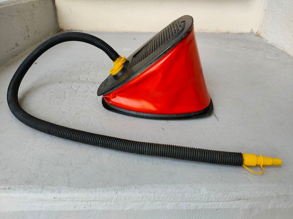 Pompe/Gonfleur &agrave; pied, grande capacit&eacute; 5L, bateau gonflable Sports