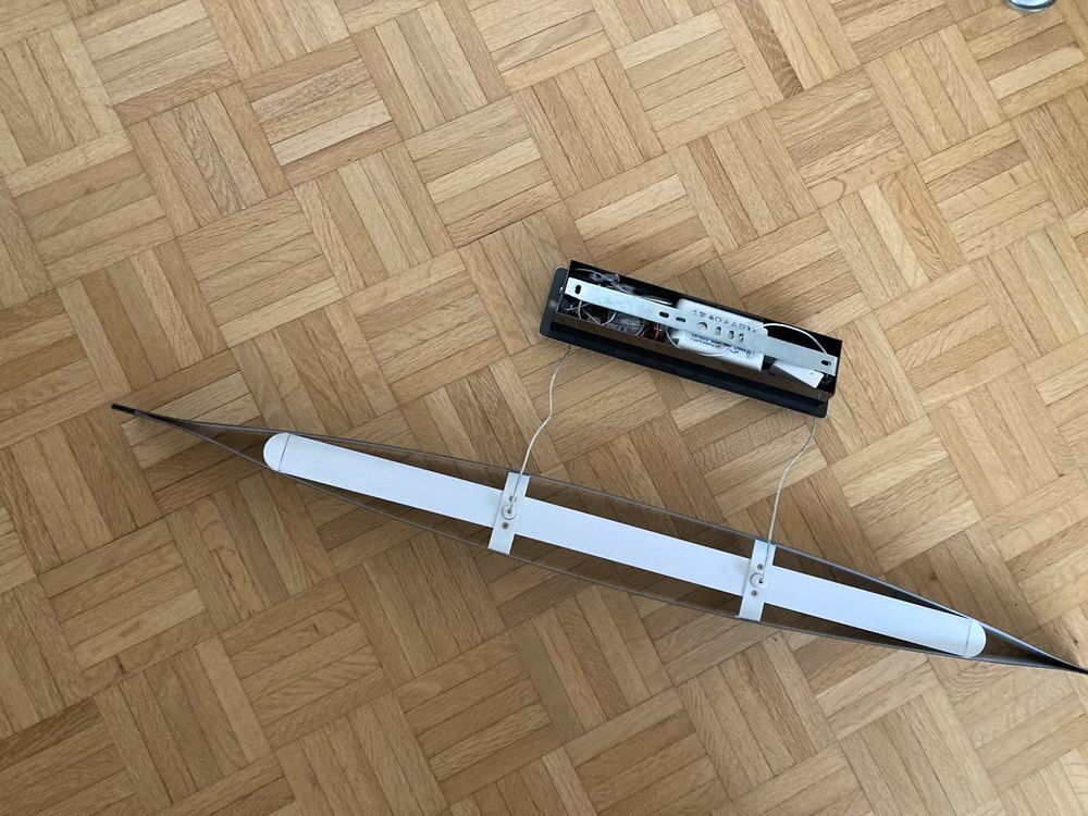 Suspension en LED
A retirer &agrave; Annecy 74000 Décoration