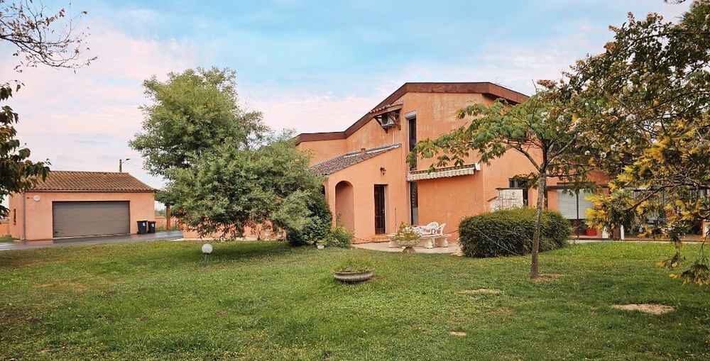 Vente Maison Maison architecte 250m². Jardin 2700m². Garage. Piscine Lherm