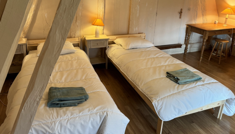 Lot de 7 - Couettes 150x200 - SMSPORRE
70 Saint-Pierre-des-Ifs (27)