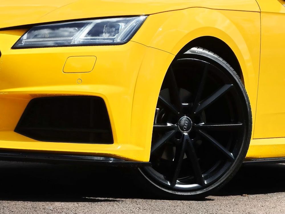 TT Roadster 2.0 TFSI 230 Quattro S tronic 6 S line 2017 occasion 38440 Saint-Jean-de-Bournay