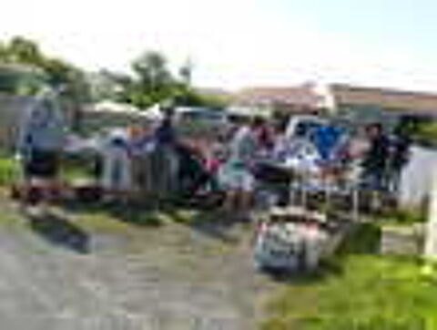 les p'tites puces de la rue des combes Vide grenier, marché aux puces, braderie