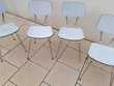 buffet vintage avec table et table avec rallonges 100x70 cm Meubles