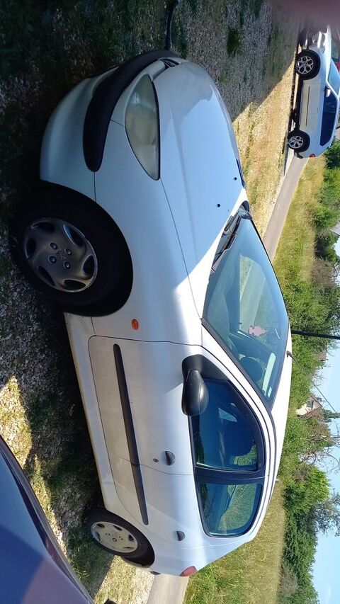 Peugeot 206 1.9 D XR 1999 occasion B&eacute;rengeville-la-Campagne 27110