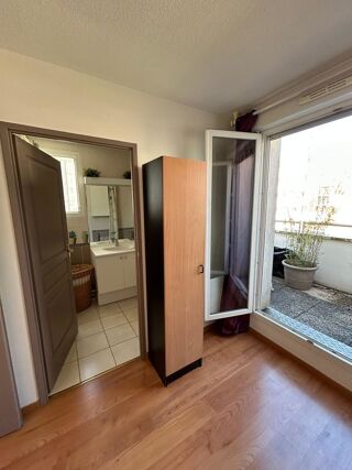  Chambre � louer 5 pi�ces 15 m�