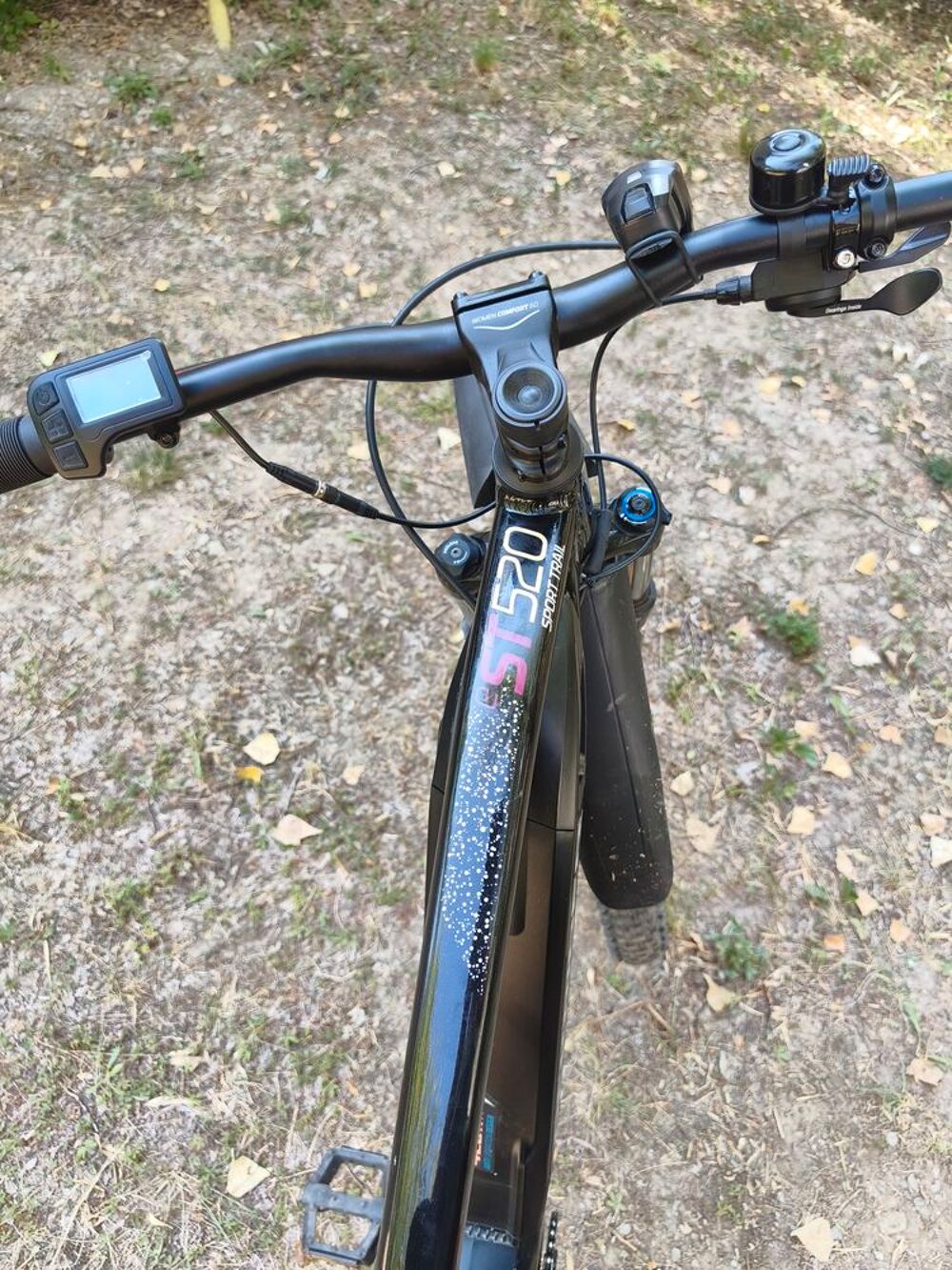 VTT &Eacute;lectrique Rockrider E-ST 520 - 2021 - Tr&egrave;s bon &eacute;tat Vélos