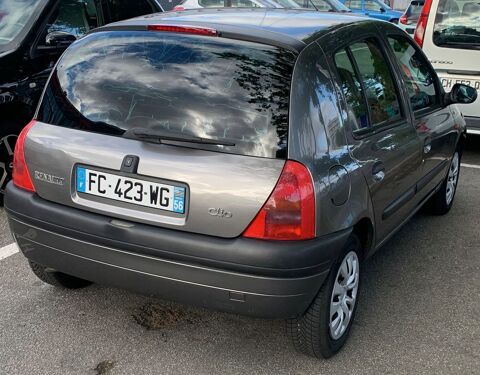 Renault clio ii Clio 1.6i Initiale A