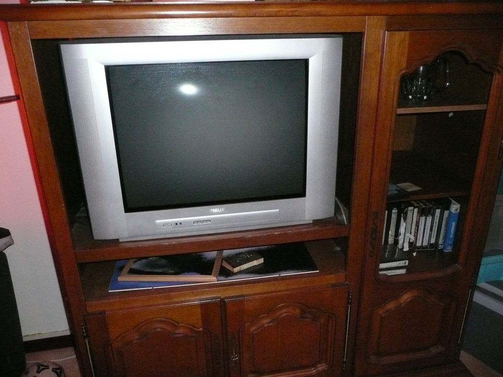 MEUBLE TV AVEC TV Meubles