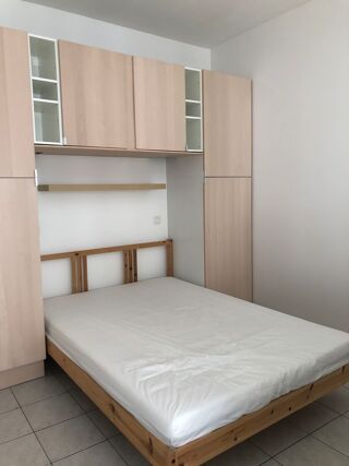  Appartement à louer 1 pièce 30 m²