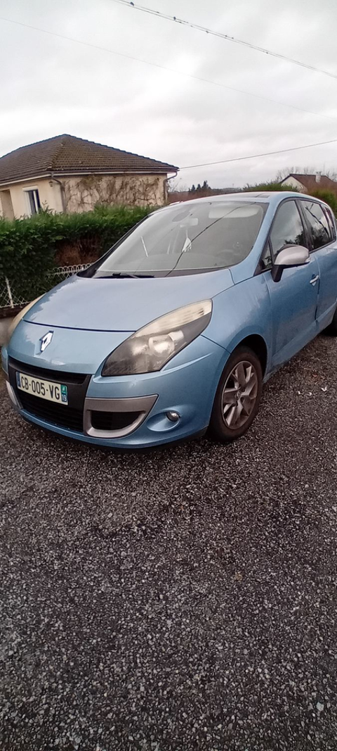 Renault Sc&eacute;nic III Scenic III dCi 130 FAP eco2 Bose Energy 2012 occasion Treignac 19260