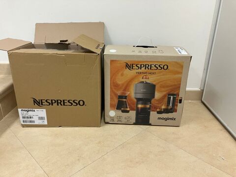 Nespresso Vertuo Next blanche JAMAIS UTILIS 85 Nice (06)