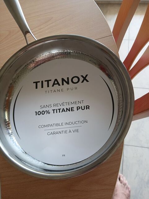 Poele  en titane 30 Belfort (90)