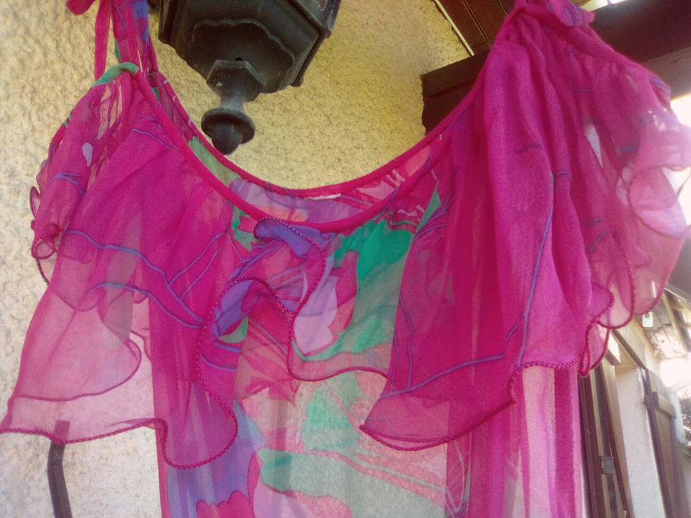 Robe fushia Taille 38 Vêtements