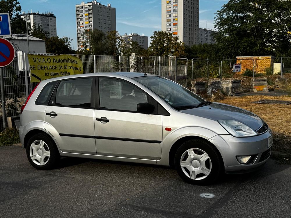 Fiesta 1.4i Trend 2004 occasion 94000 Cr&eacute;teil