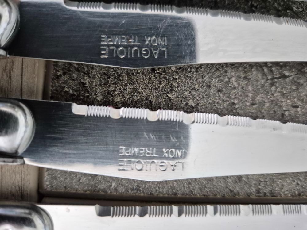8 COUTEAUX LAGUIOLES Electroménager