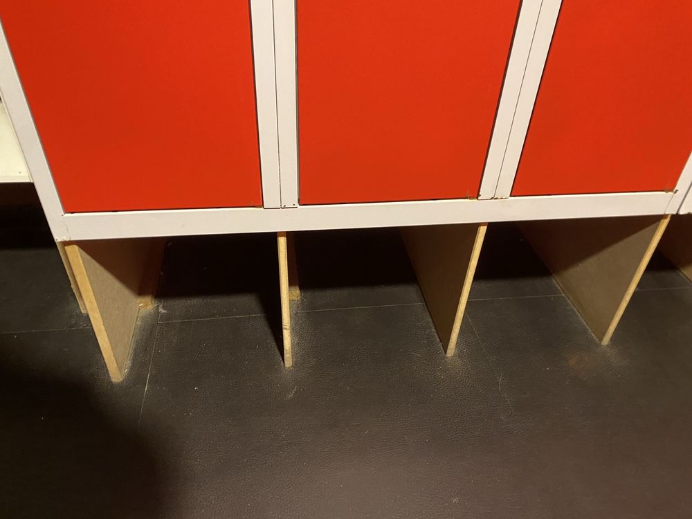 vestiaire m&eacute;tallique Meubles