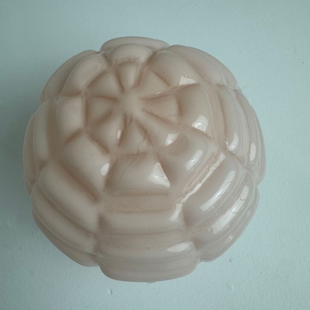 ANCIENNE PETITE APPLIQUE EN OPALINE ET CERAMIQUE ART-DECO Décoration