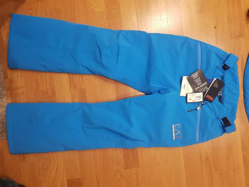  tenu de ski femme Armani de tr&egrave;s haute qualit&eacute; taille S Sports